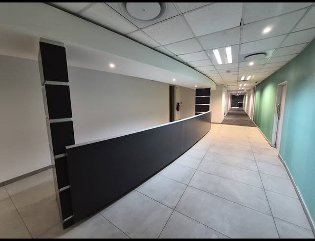536M² OFFICE TO LET IN WOODMEAD